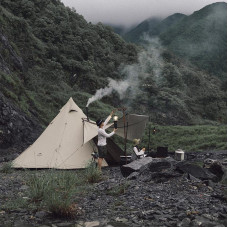 Тент для кемпінгу Naturehike Ranch Pyramid NH20ZP014, 150D, 482*482*280 см, золотий (з п'ятьма стійками)