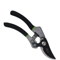 Секатор садовый алюминиевые ручки с двойным покрытием ПВХ Werk 210 мм Секатор садовый алюминиевые ручки с двойным покрытием ПВХ Werk 210 мм