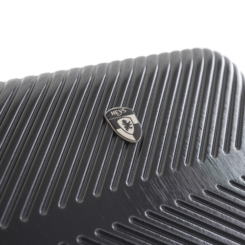 Чемодан Heys Charge-A-Weigh ll (M) Black (10131-0001-26)